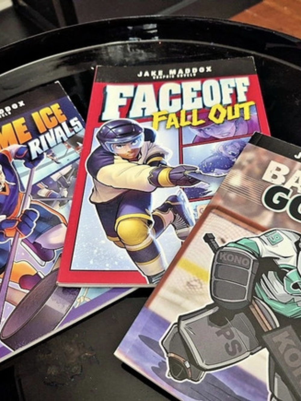 3 Jake Maddox Hockey Graphic Novels home IceRivals.faceoff Fall Out.backup Goali